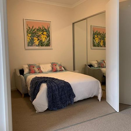 Mariner'S Cove ~ Luxe Waterfront Apartment Mindarie Esterno foto