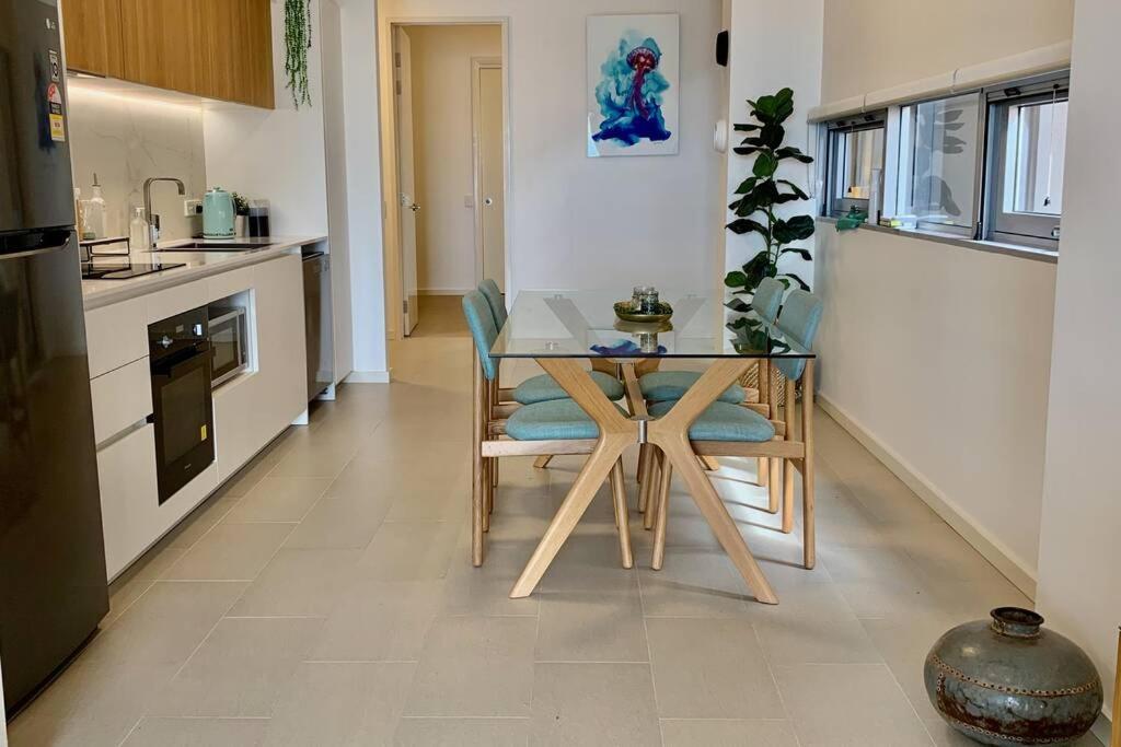 Mariner'S Cove ~ Luxe Waterfront Apartment Mindarie Esterno foto