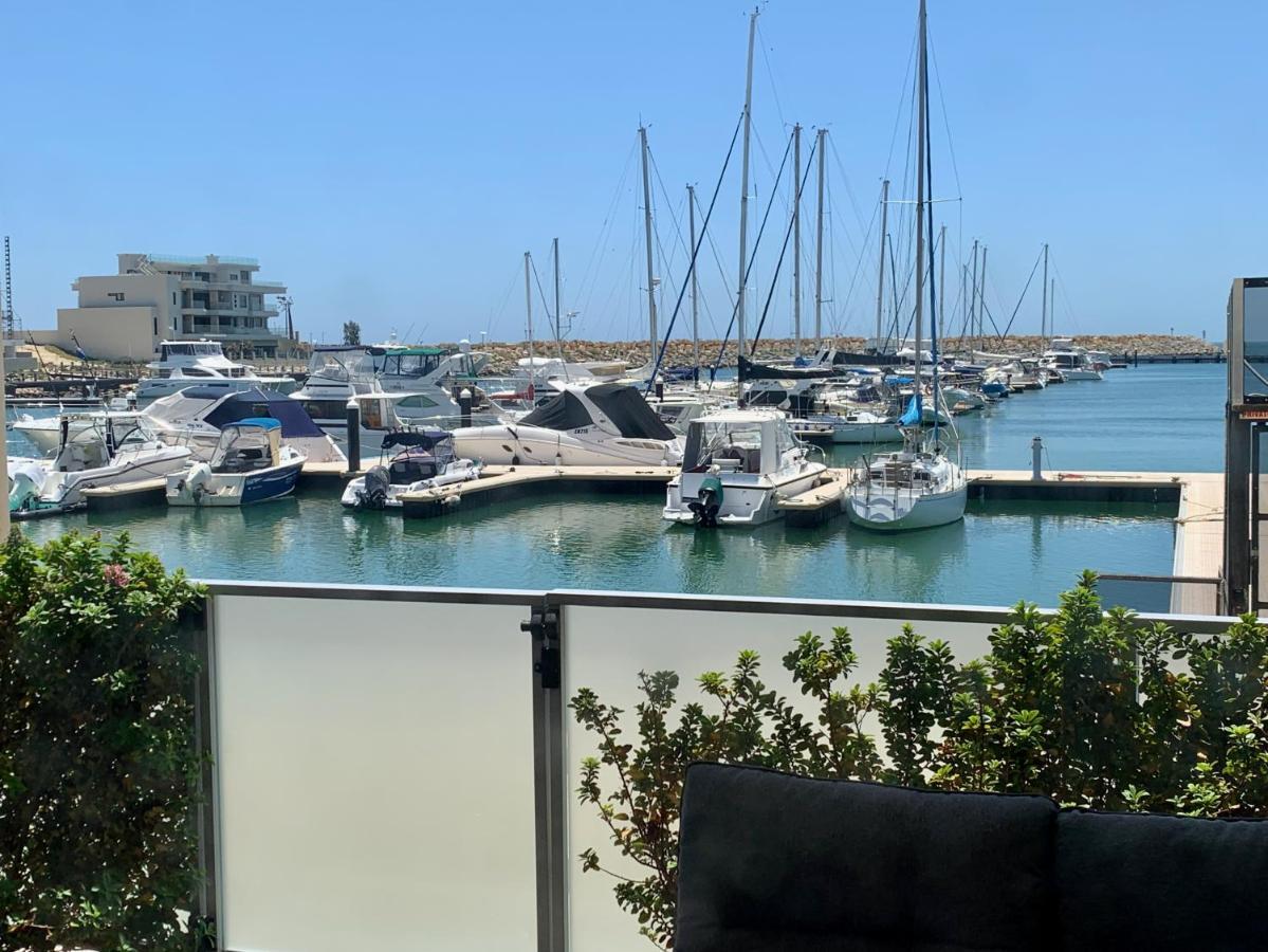 Mariner'S Cove ~ Luxe Waterfront Apartment Mindarie Esterno foto